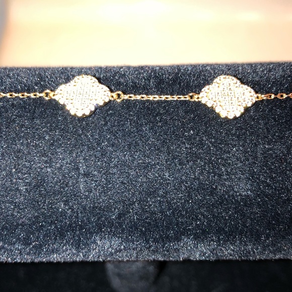 1.5ct Clover Bracelet - Picture 7 of 8